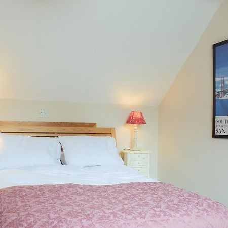 Kuliguni Villa Ross-on-Wye ภายนอก รูปภาพ